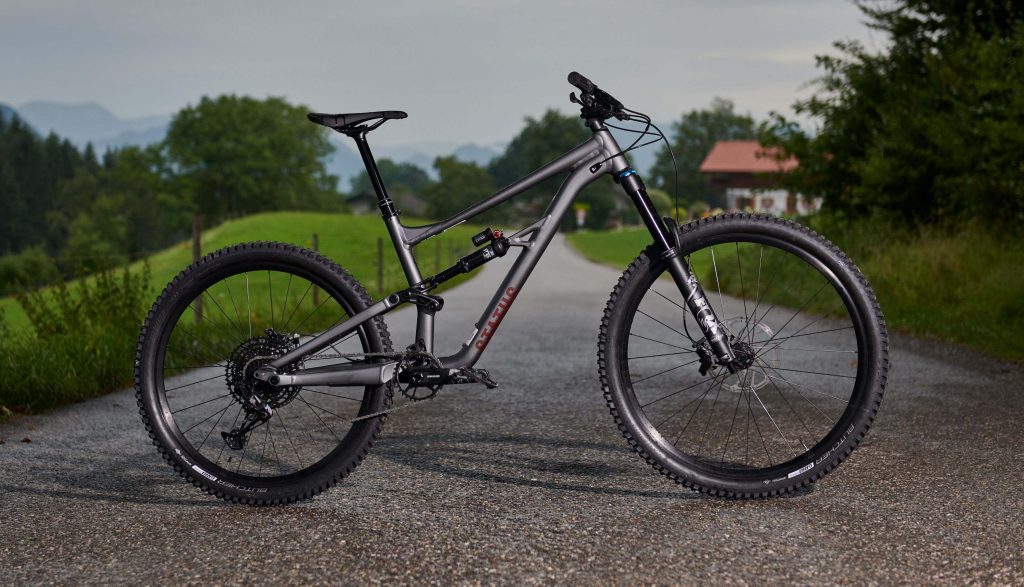 SPECIALIZED STATUS
