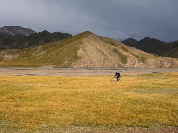 „JEDE HERAUSFORDERUNG DIE DU BEIM BIKEPACKEN SUCHST, FINDEST DU HIER“